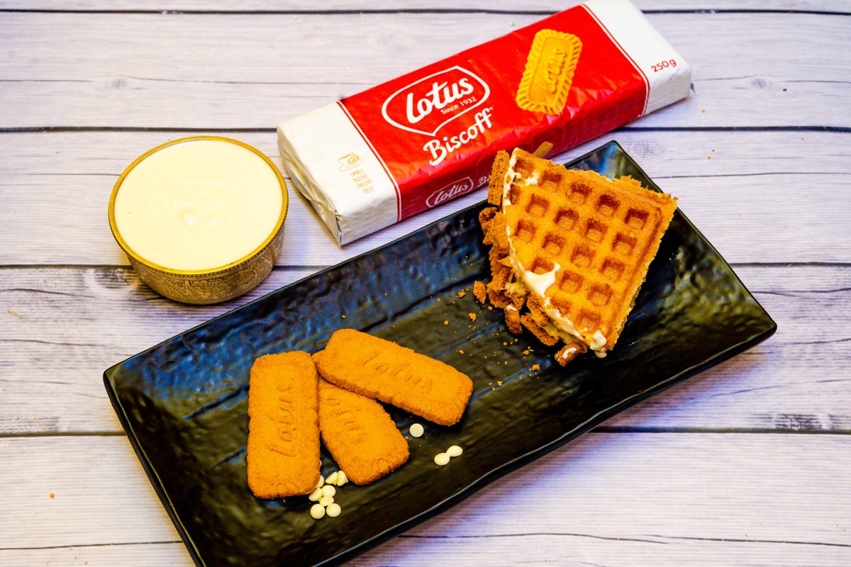 Biscoff White Choco Waffle