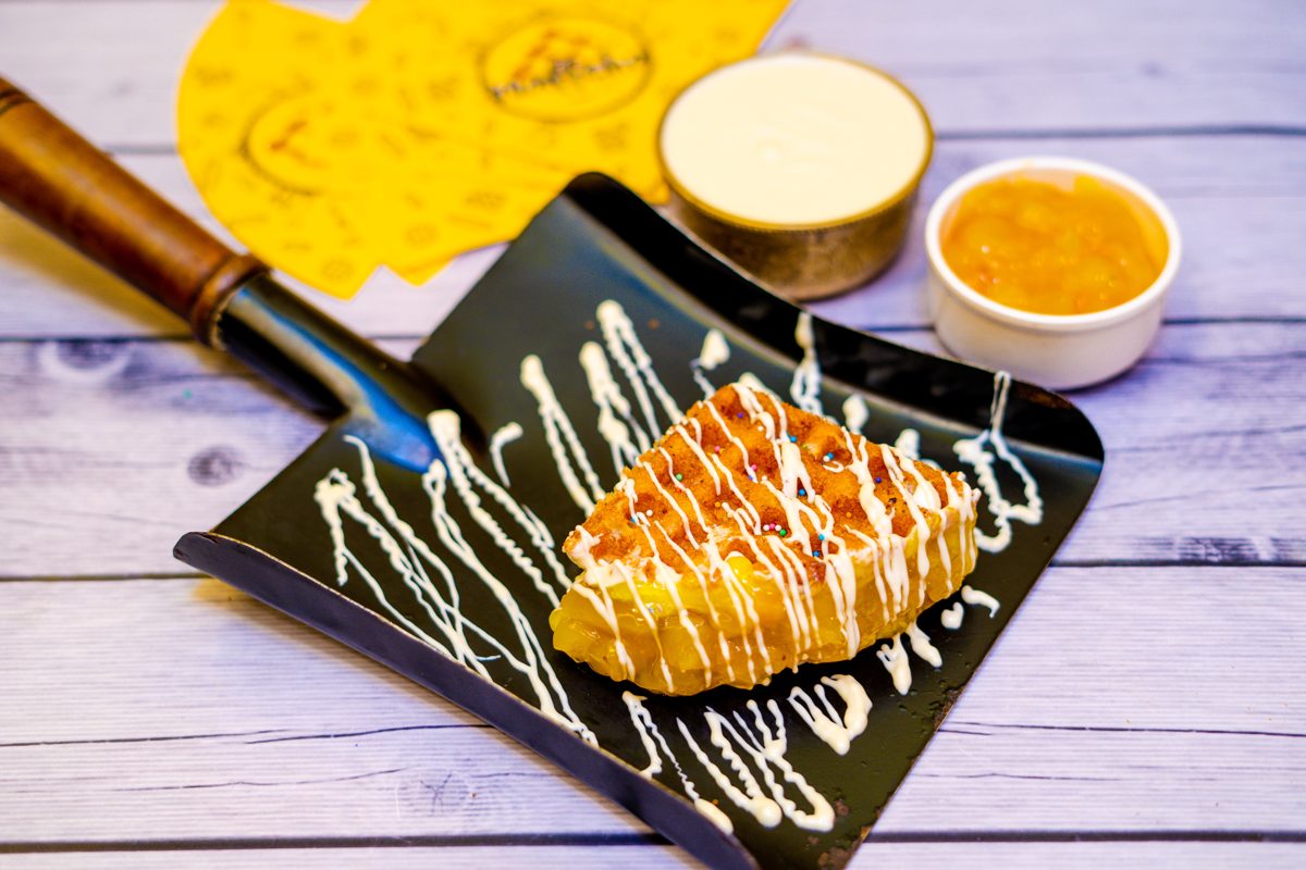 Pineapple White Choco Waffle